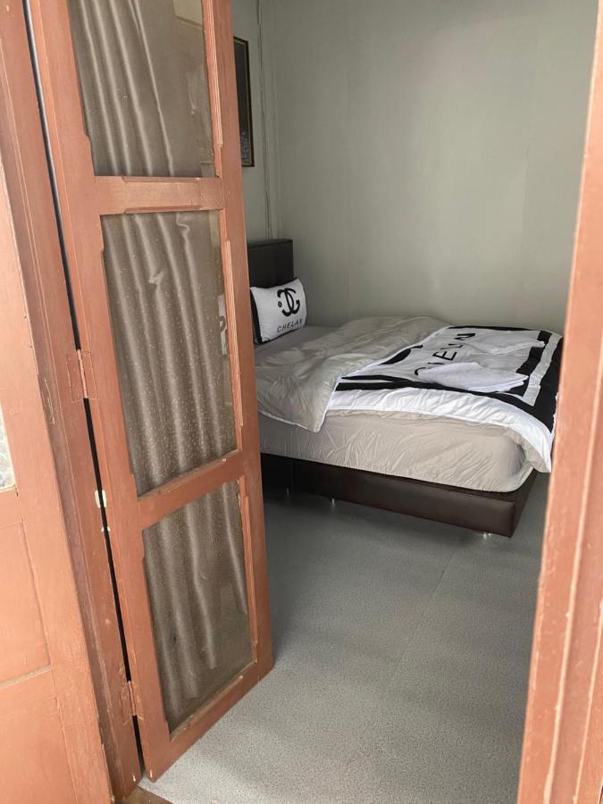 Batman Guesthouse Vientiane Buitenkant foto