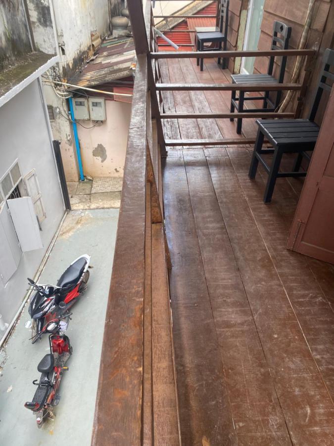 Batman Guesthouse Vientiane Buitenkant foto