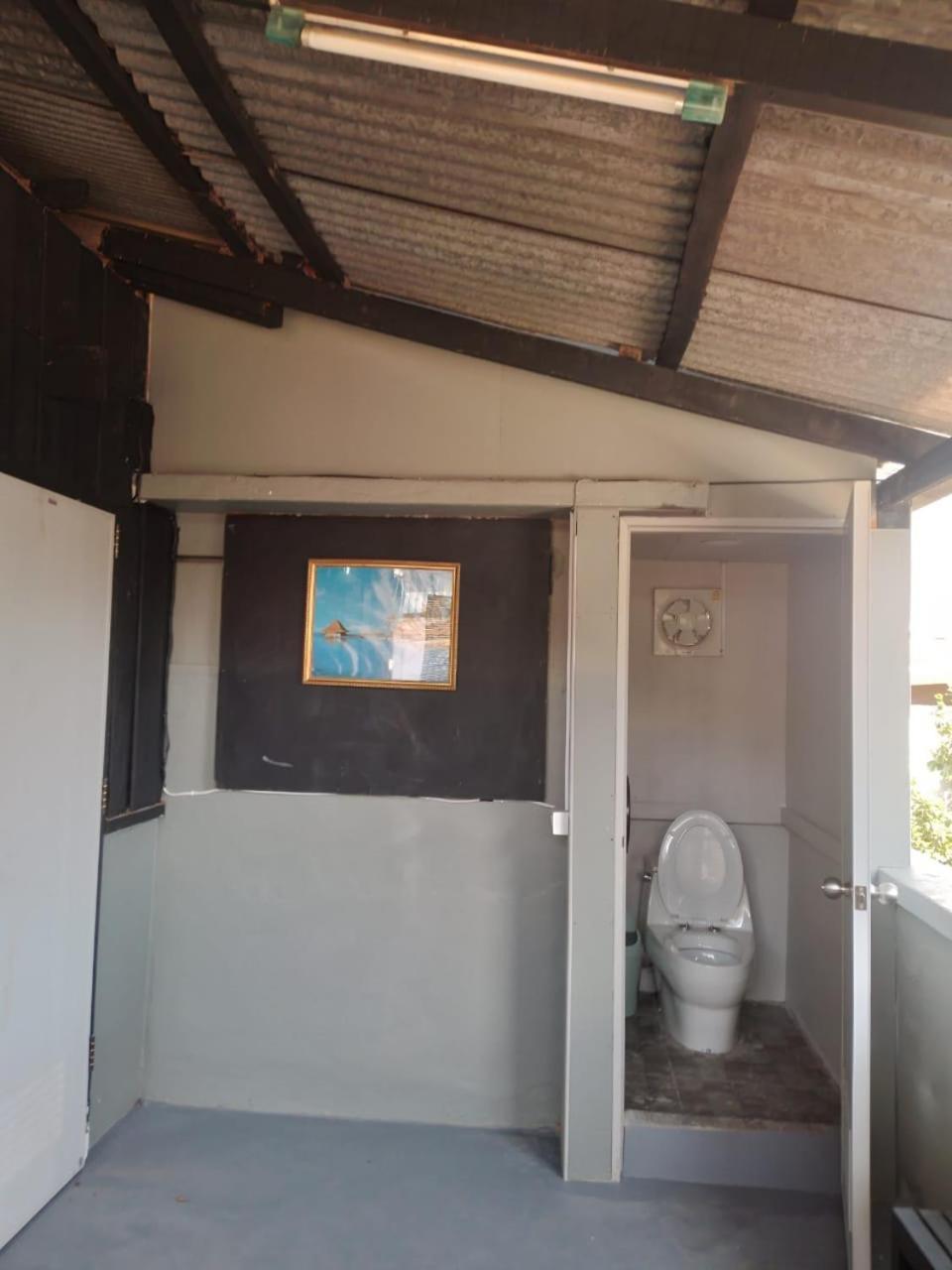 Batman Guesthouse Vientiane Buitenkant foto
