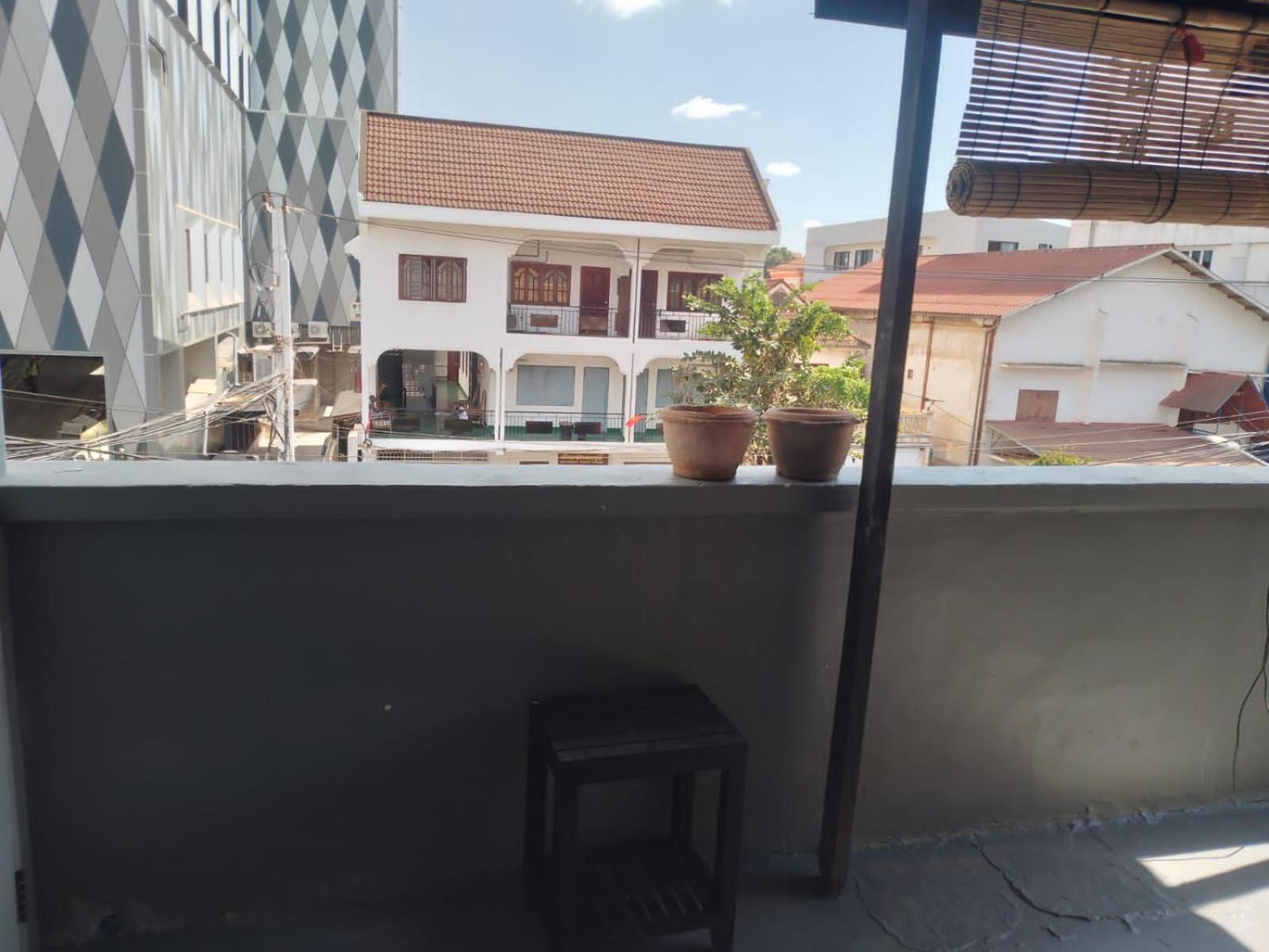 Batman Guesthouse Vientiane Buitenkant foto